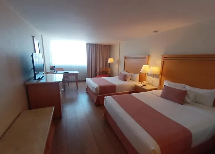 Hotel Palacio Azteca Tijuana, Trademark By Wyndham